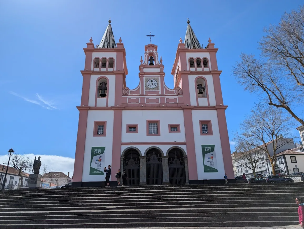 Pink facade of Angra do Heroísmo cathedral on the main square, Terceira, Azores